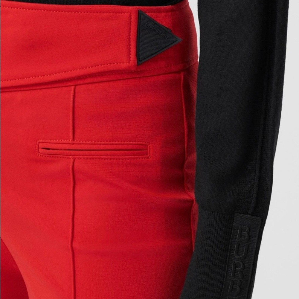 BURBERRY BRIGHT RED LEGGINGS WITH BLACK DETAILING CLOSURE & CUT OUT ZIPPERS - Picture 2 of 12